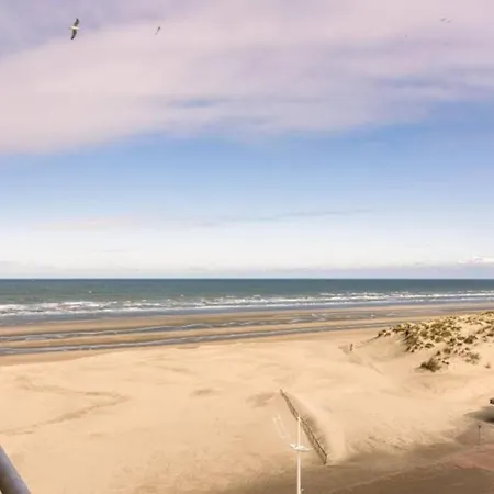 With Frontal Sea View With 3 Bedrooms